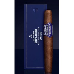 Camacho Diploma Special 11/18 Kiste und Zigarre