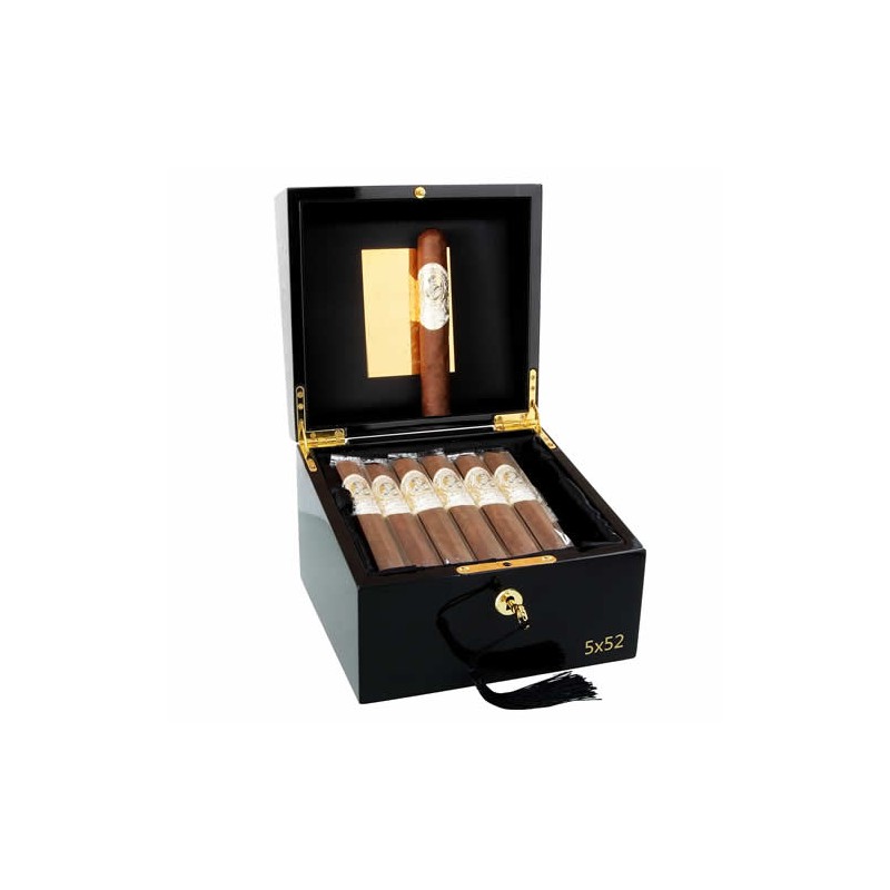 Gurkha Treinta Robusto Kiste Gurkha Treinta Robusto Kiste